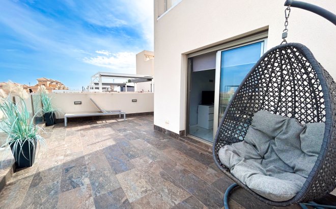 Revente - Villa -
Villamartin - Costa Blanca