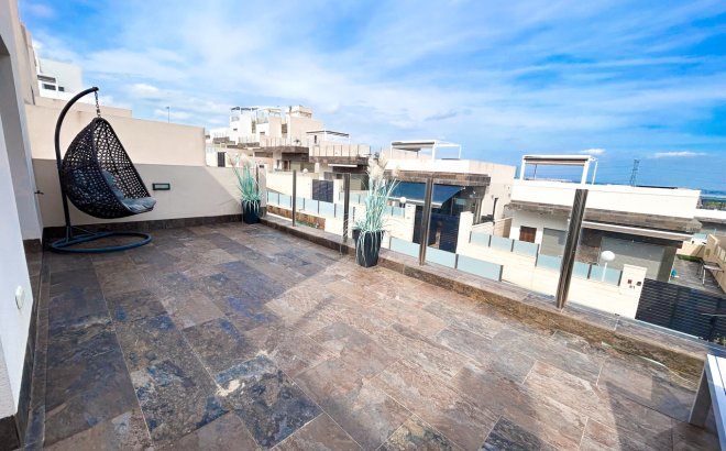 Revente - Villa -
Villamartin - Costa Blanca