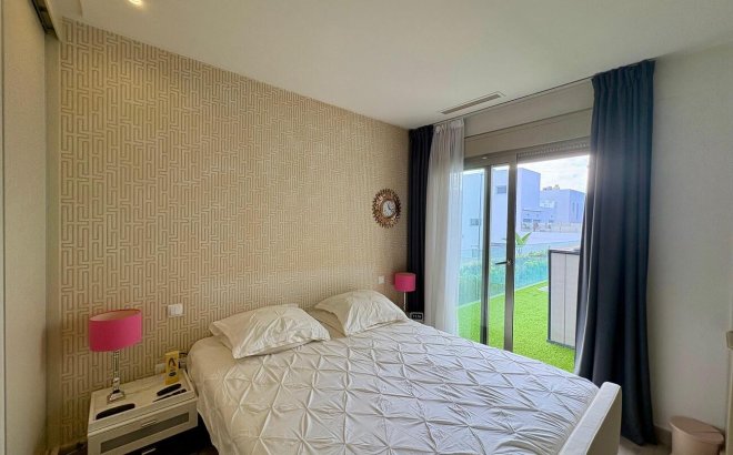 Resale - Villa -
Benijofar - Costa Blanca