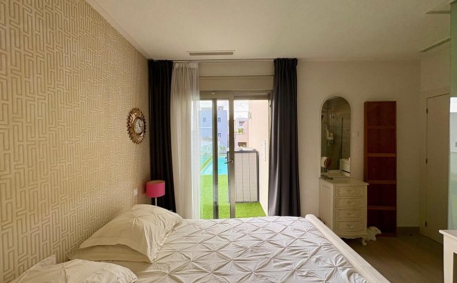 Resale - Villa -
Benijofar - Costa Blanca