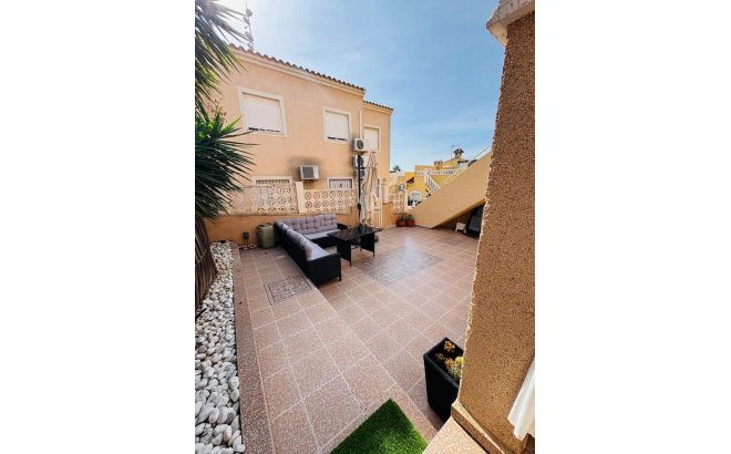 Revente - Appartement -
Orihuela Costa - Costa Blanca