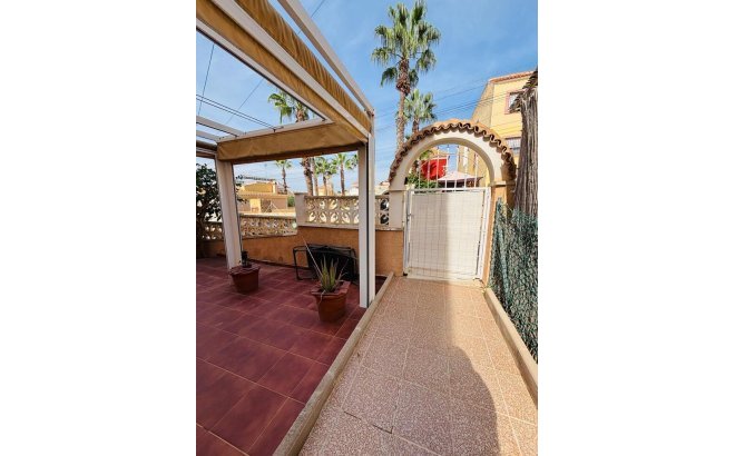 Revente - Appartement -
Orihuela Costa - Costa Blanca