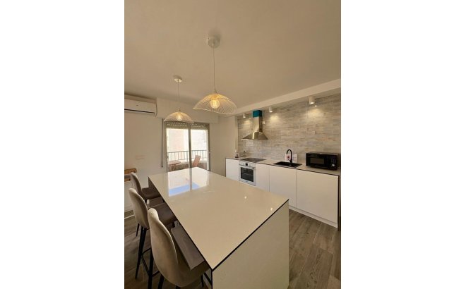 Revente - Appartement -
Torrevieja - Costa Blanca