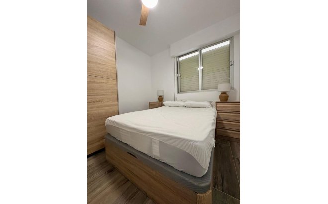 Revente - Appartement -
Torrevieja - Costa Blanca