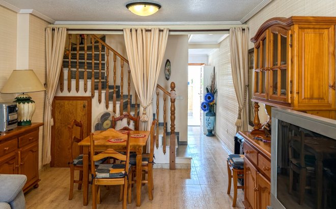 Resale - Town House -
Orihuela Costa - Costa Blanca