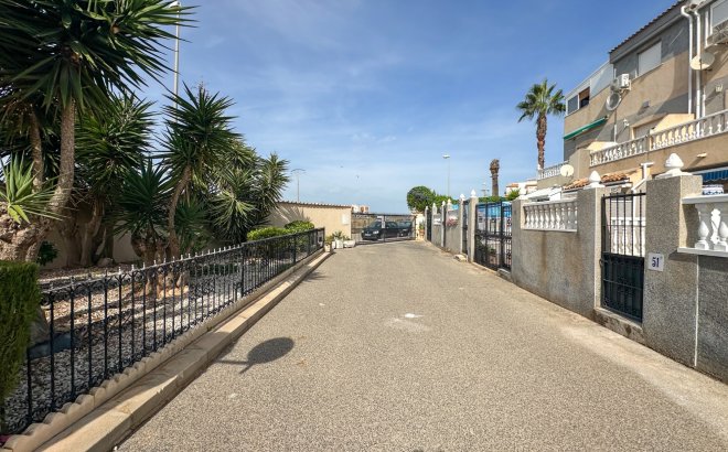 Resale - Town House -
Orihuela Costa - Costa Blanca