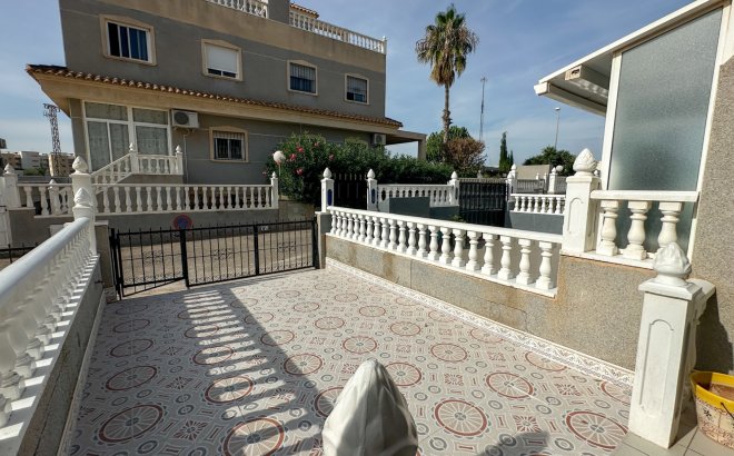 Resale - Town House -
Orihuela Costa - Costa Blanca
