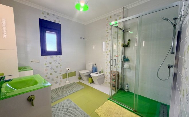 Herverkoop - Villa -
Orihuela Costa - Costa Blanca