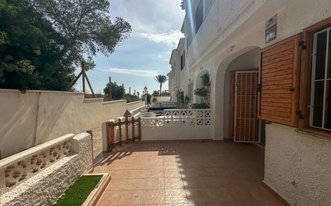 Resale - Town House -
Playa Flamenca - Costa Blanca