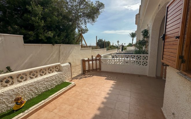 Resale - Town House -
Playa Flamenca - Costa Blanca