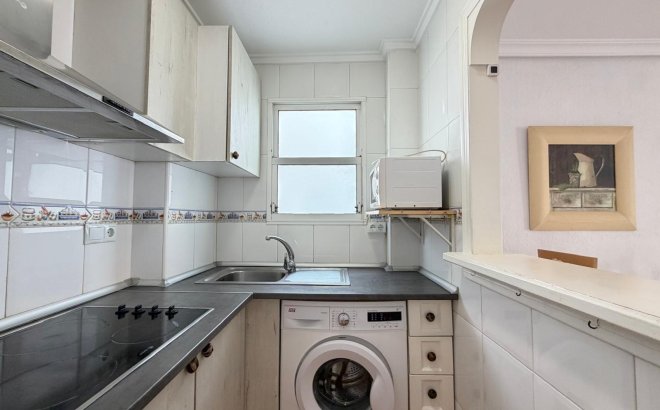 Revente - Appartement -
Torrevieja - PARQUE DE LAS NACIONES
