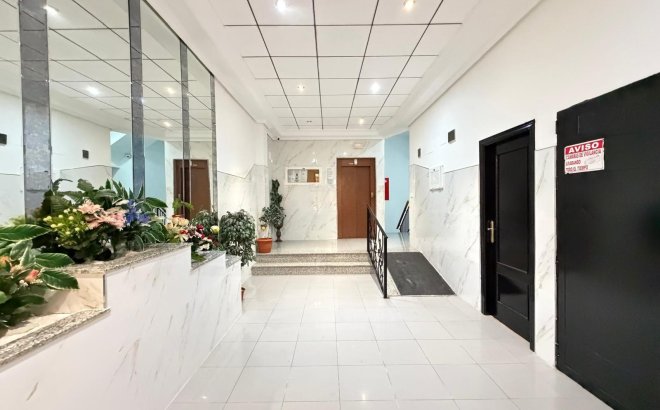 Revente - Appartement -
Torrevieja - PARQUE DE LAS NACIONES
