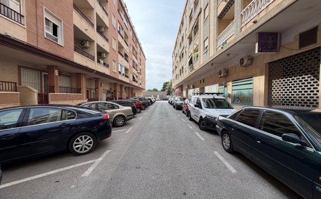 Revente - Appartement -
Torrevieja - PARQUE DE LAS NACIONES