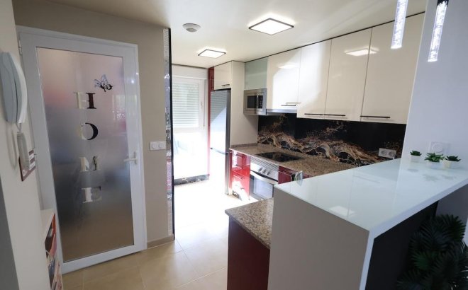 Revente - Appartement -
Orihuela Costa - Costa Blanca