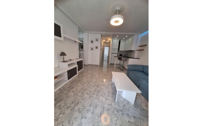 Resale - Apartment -
Torrevieja - Nueva Torrevieja
