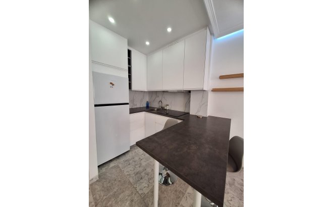 Resale - Apartment -
Torrevieja - Nueva Torrevieja