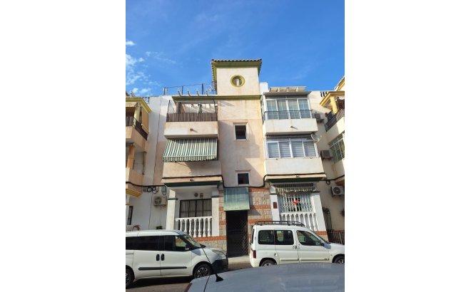 Resale - Apartment -
Torrevieja - Nueva Torrevieja