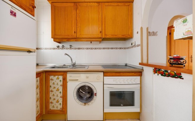Revente - Appartement -
Torrevieja - Estacion De Autobuses