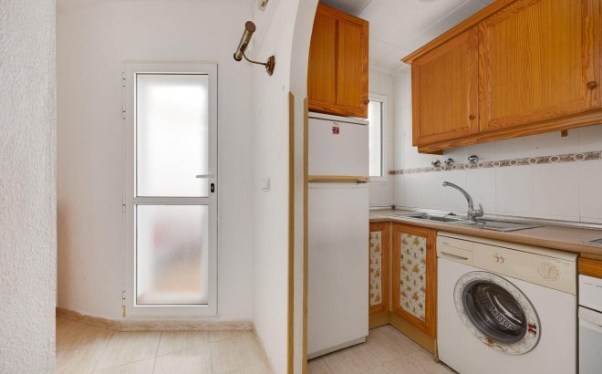 Revente - Appartement -
Torrevieja - Estacion De Autobuses