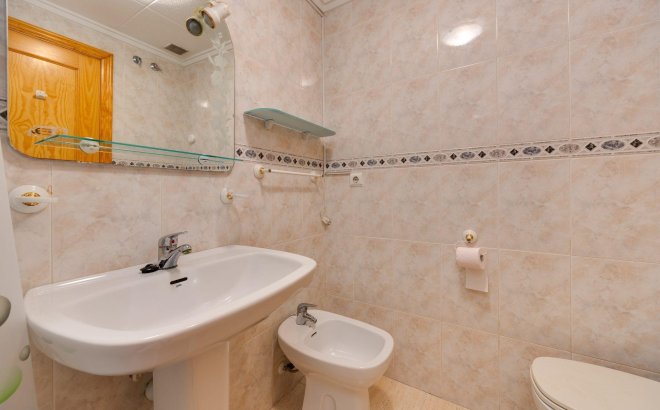 Revente - Appartement -
Torrevieja - Estacion De Autobuses
