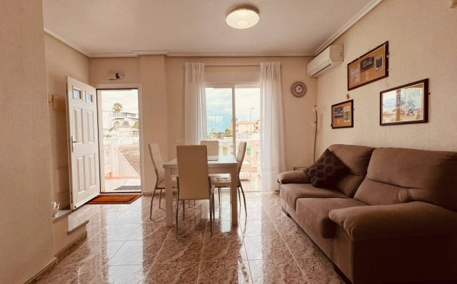 Resale - Apartment -
Villamartin - Costa Blanca