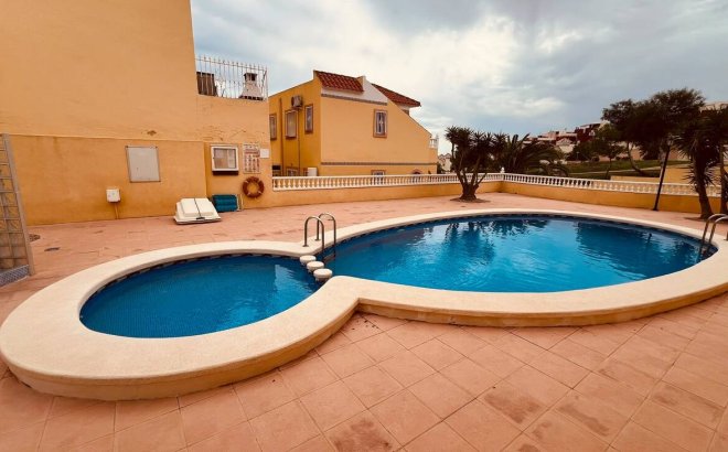 Resale - Apartment -
Villamartin - Costa Blanca