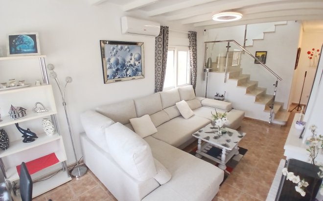 Revente - Villa -
Villamartin - Costa Blanca