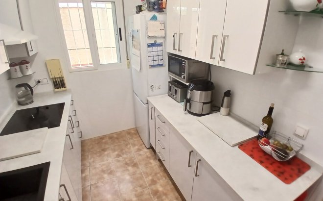 Revente - Villa -
Villamartin - Costa Blanca