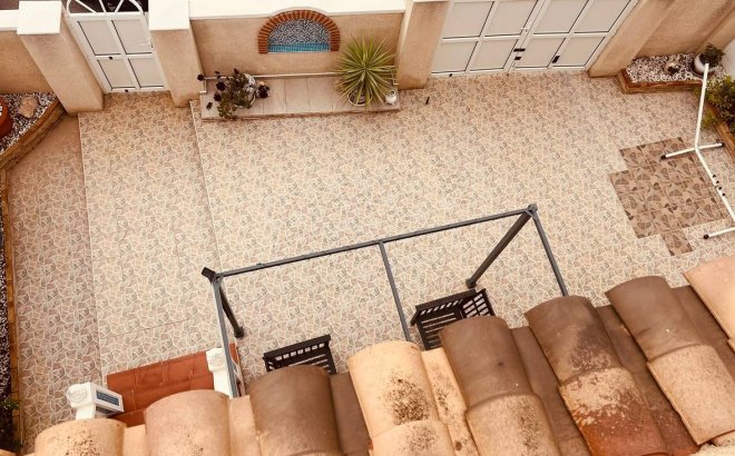 Revente - Villa -
Villamartin - Costa Blanca