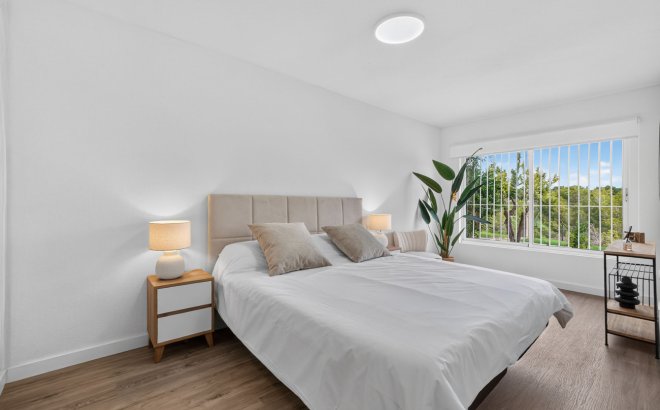 Revente - Bungalow -
Villamartin - Costa Blanca