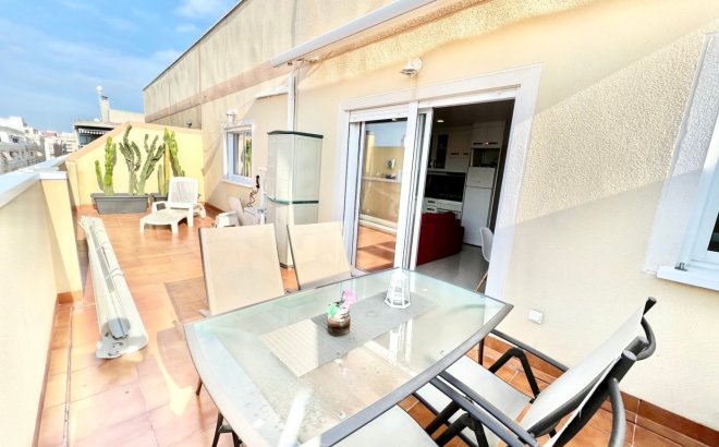 Revente - Penthouse -
Torrevieja - Centro
