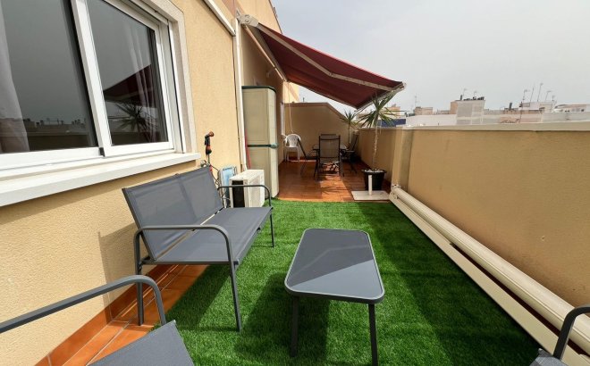 Revente - Penthouse -
Torrevieja - Centro
