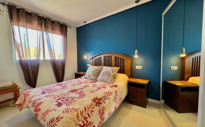 Revente - Penthouse -
Torrevieja - Centro