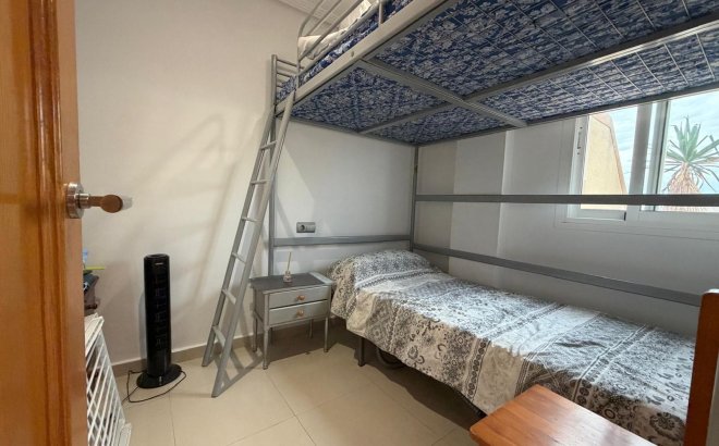 Revente - Penthouse -
Torrevieja - Centro