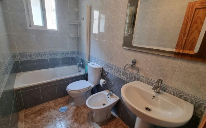 Resale - Penthouse -
Torrevieja - Centro