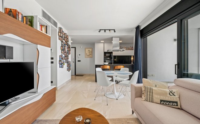 Revente - Appartement -
Villamartin - Costa Blanca