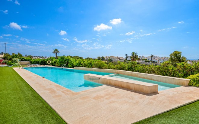 Revente - Appartement -
Villamartin - Costa Blanca