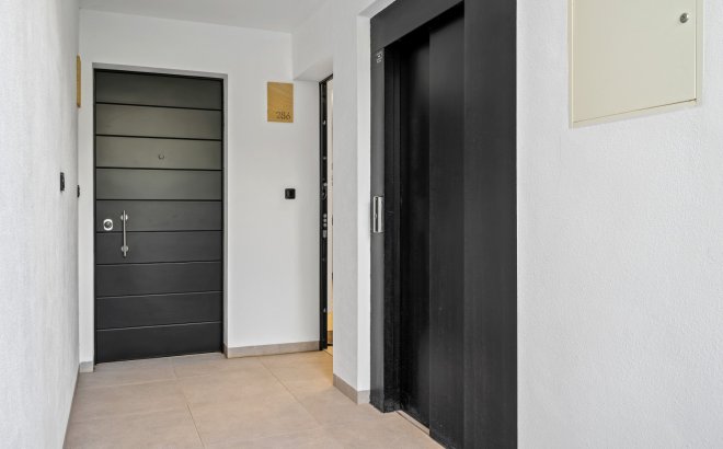 Revente - Appartement -
Villamartin - Costa Blanca