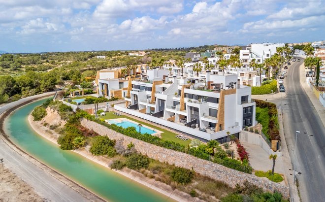 Revente - Appartement -
Villamartin - Costa Blanca