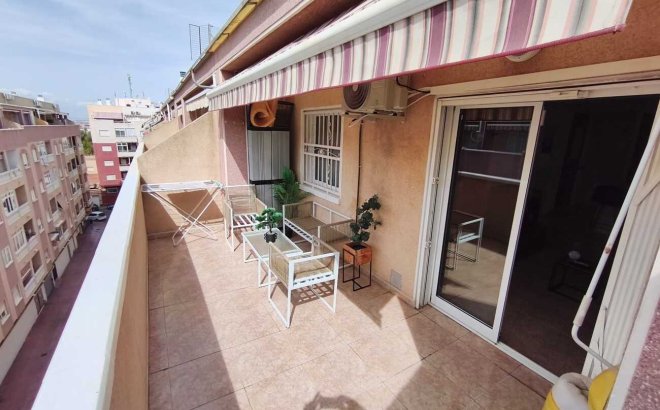 Herverkoop - Penthouse -
Torrevieja - PARQUE DE LAS NACIONES