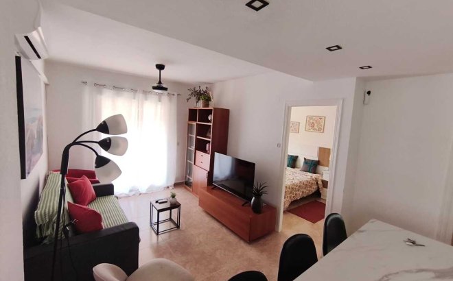 Herverkoop - Penthouse -
Torrevieja - PARQUE DE LAS NACIONES