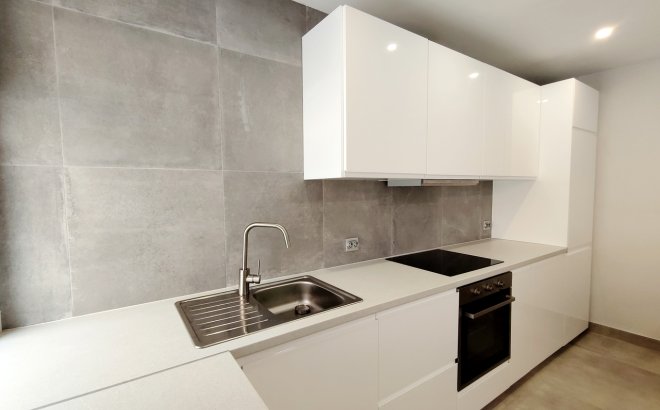 Resale - Apartment -
La Mata - Costa Blanca