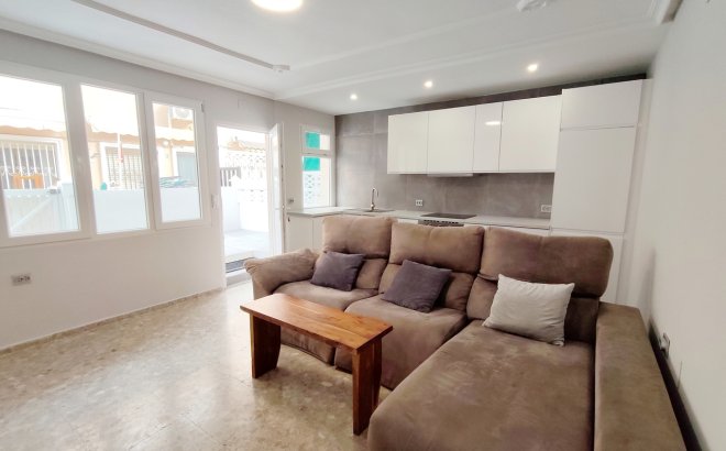 Resale - Apartment -
La Mata - Costa Blanca