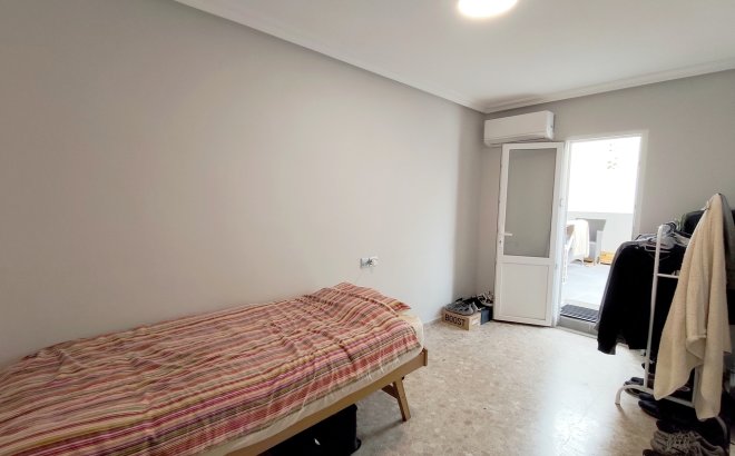 Resale - Apartment -
La Mata - Costa Blanca