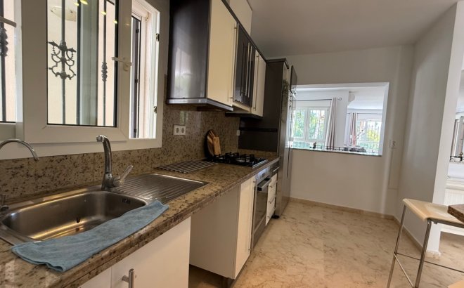 Resale - Villa -
Orihuela Costa - Costa Blanca