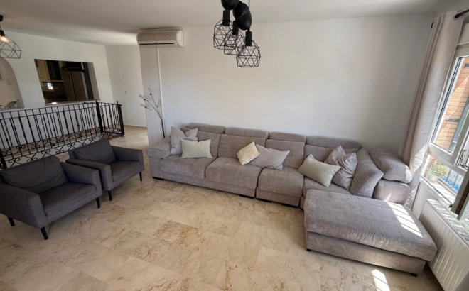 Resale - Villa -
Orihuela Costa - Costa Blanca