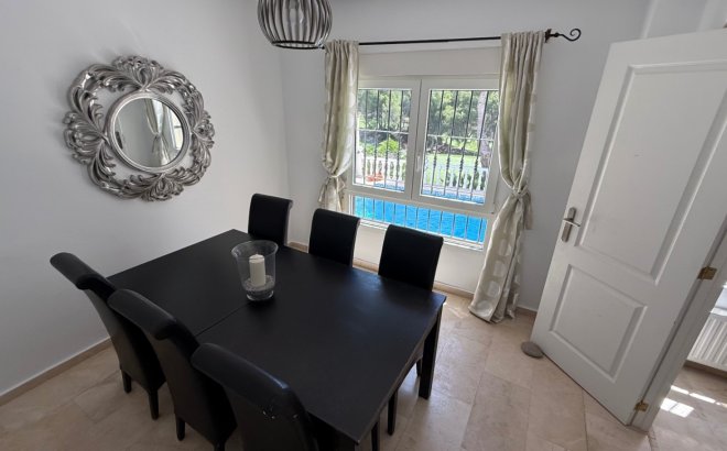 Resale - Villa -
Orihuela Costa - Costa Blanca