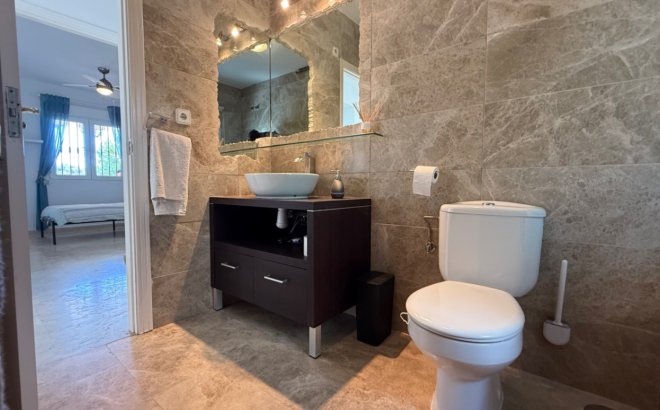 Resale - Villa -
Orihuela Costa - Costa Blanca