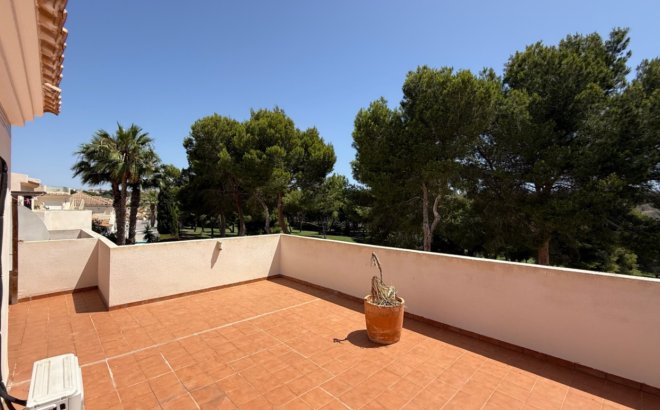 Resale - Villa -
Orihuela Costa - Costa Blanca