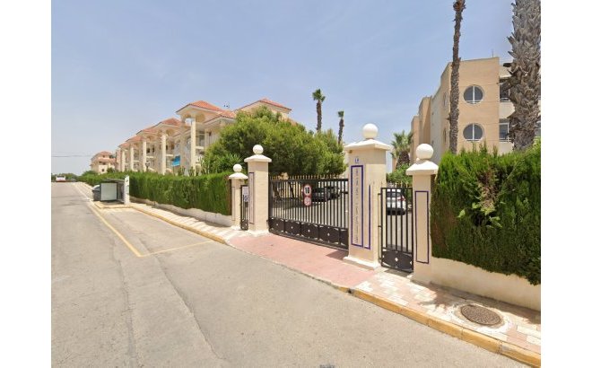 Revente - Town House -
Torrevieja - Costa Blanca
